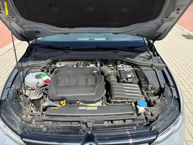 Volkswagen Golf 2.0 TDI — zdjęcie 14