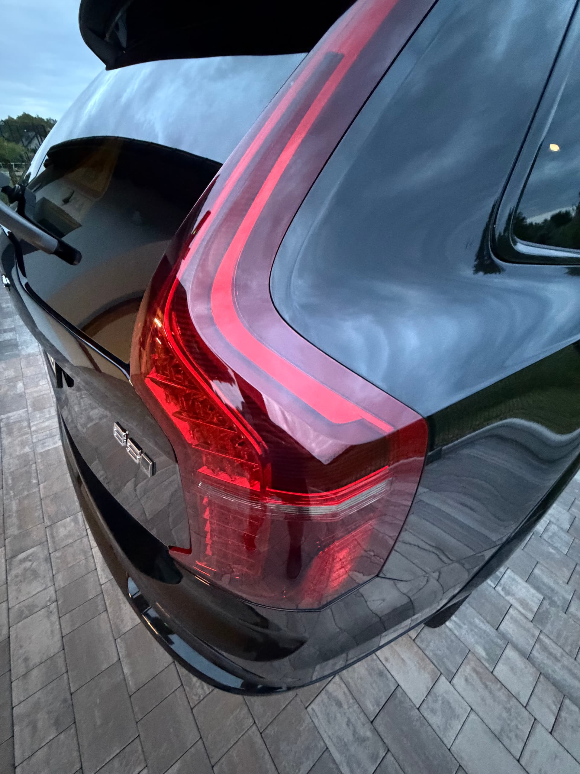 Volvo XC90 Plus — zdjęcie 5