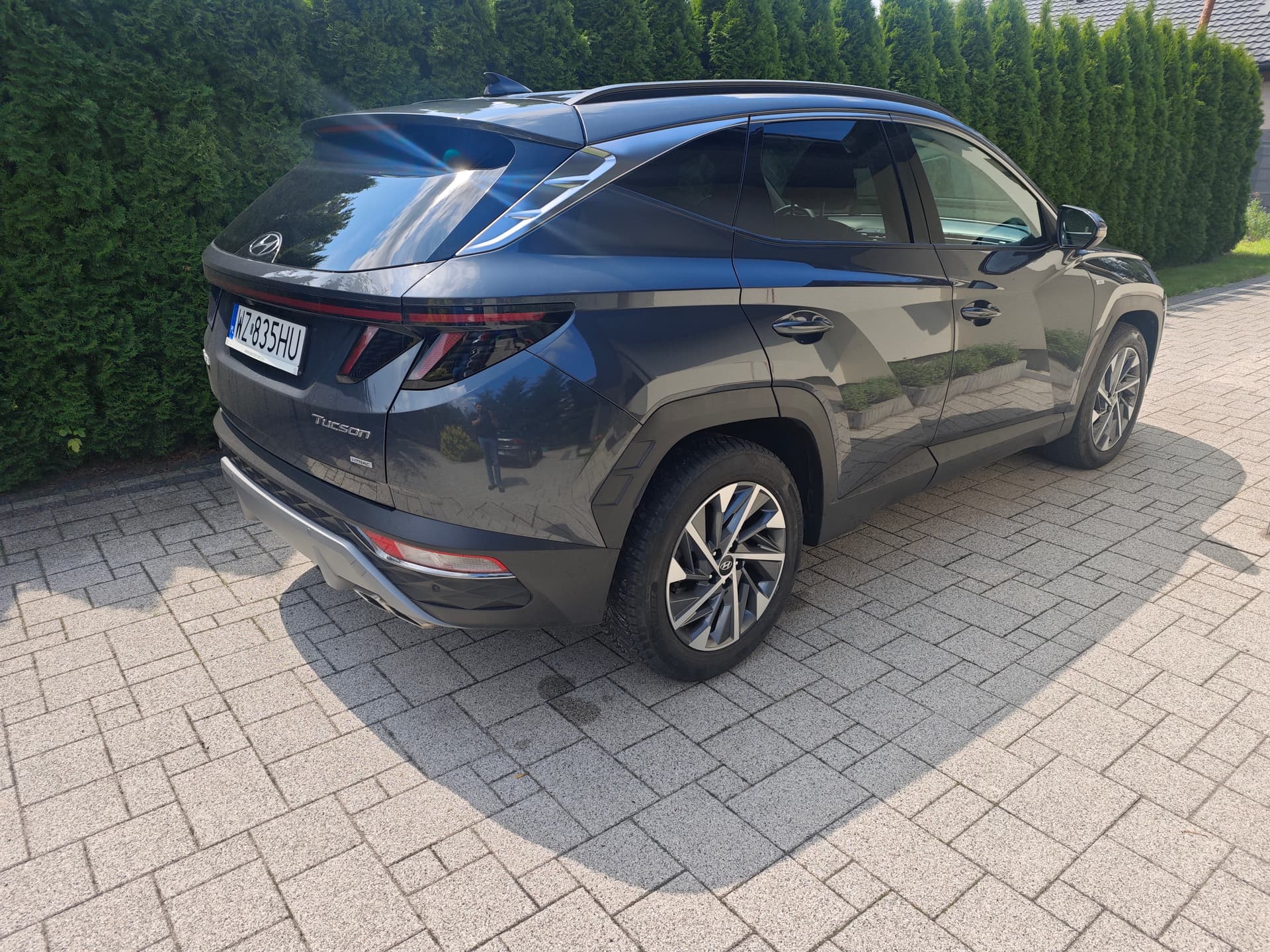 Hyundai Tucson Executive 1.6 T-GDI 4WD — zdjęcie 2
