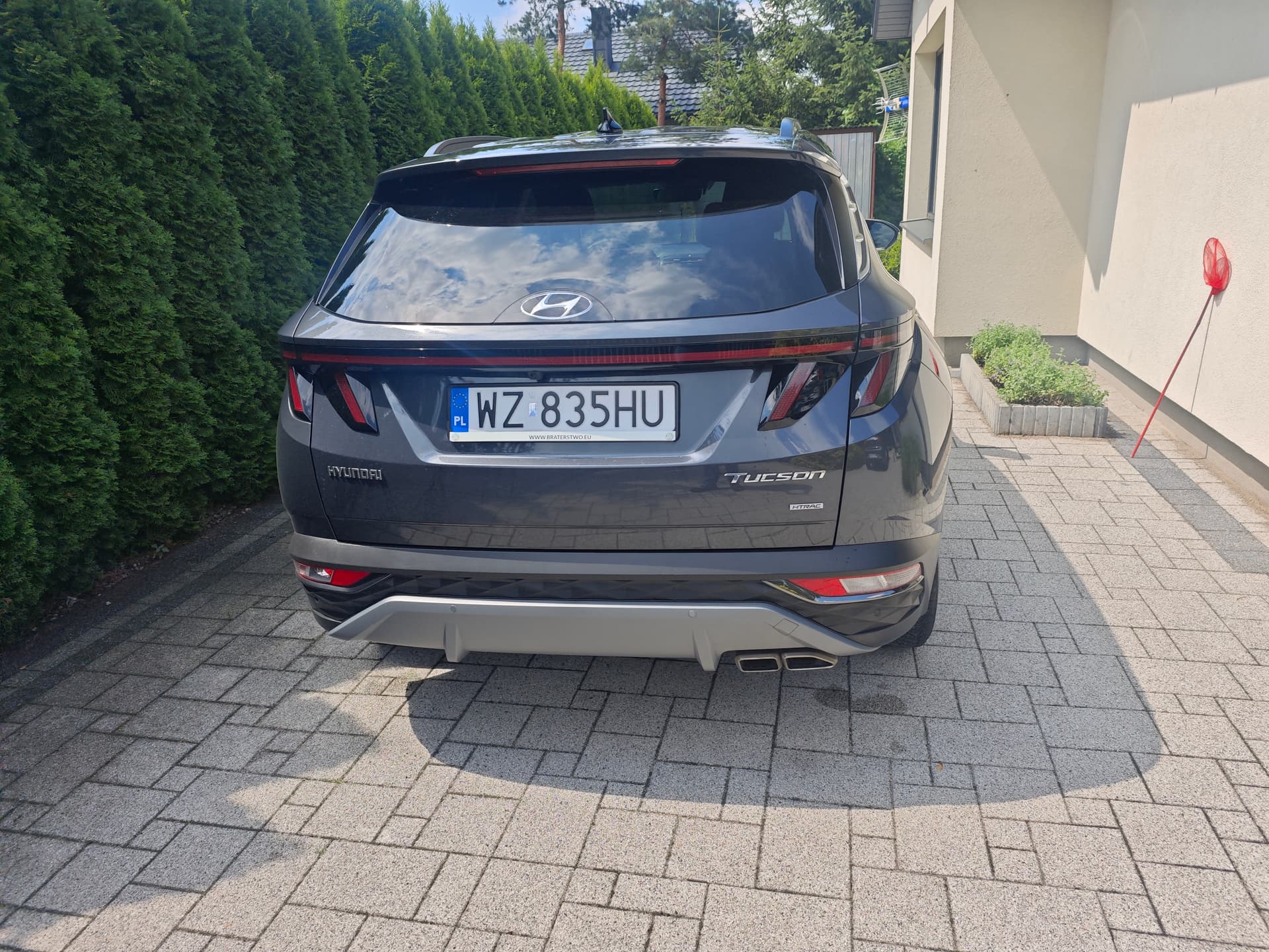 Hyundai Tucson Executive 1.6 T-GDI 4WD — zdjęcie 3