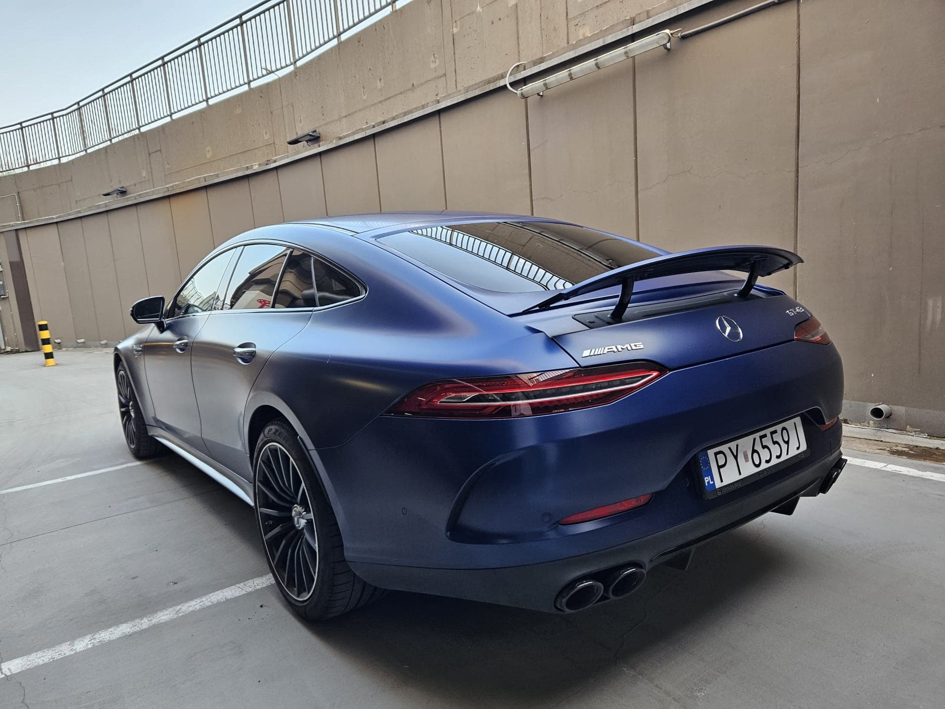 Mercedes-Benz AMG GT 43 4-Door — zdjęcie 5