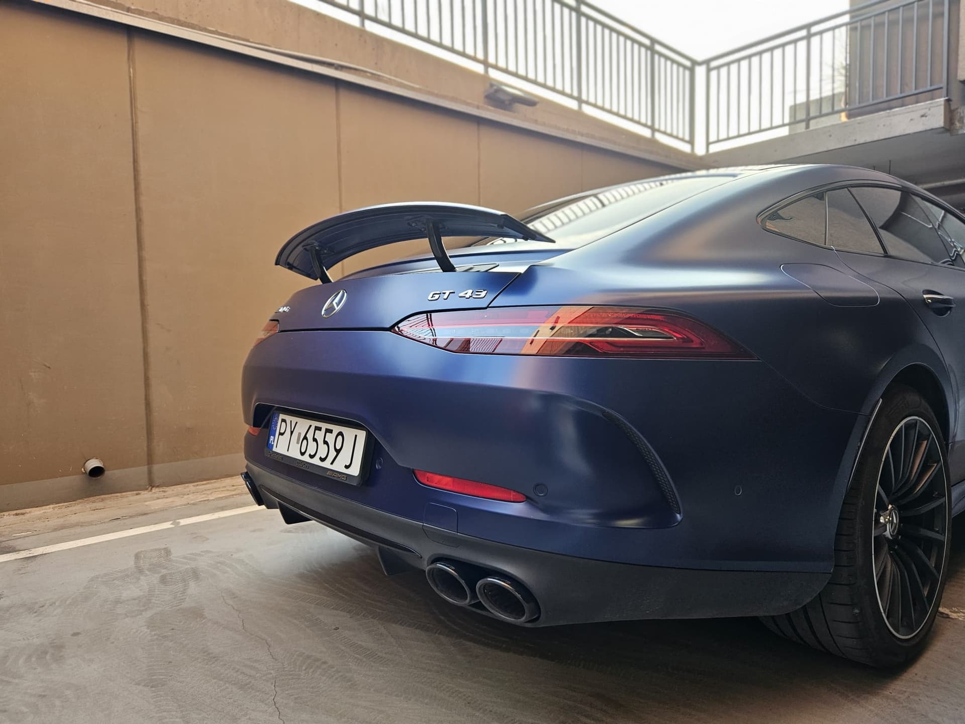 Mercedes-Benz AMG GT 43 4-Door — zdjęcie 10