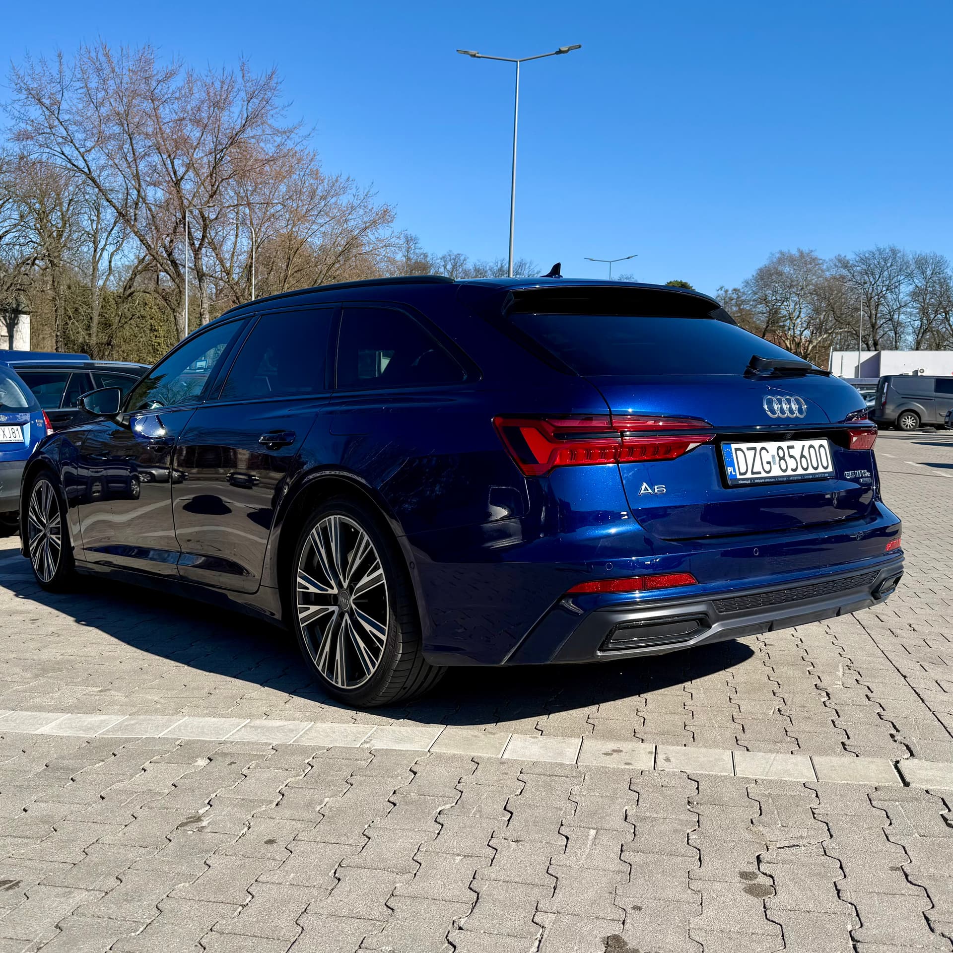 Audi A6 Avant 55 TFSI — zdjęcie 15