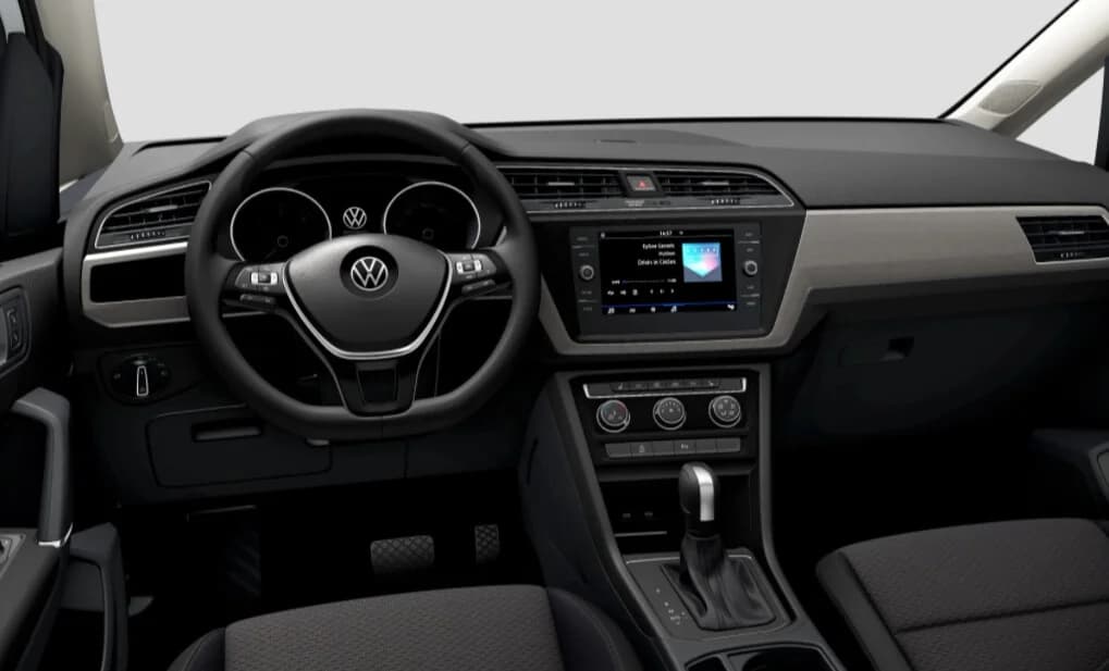 Volkswagen Touran — zdjęcie 3