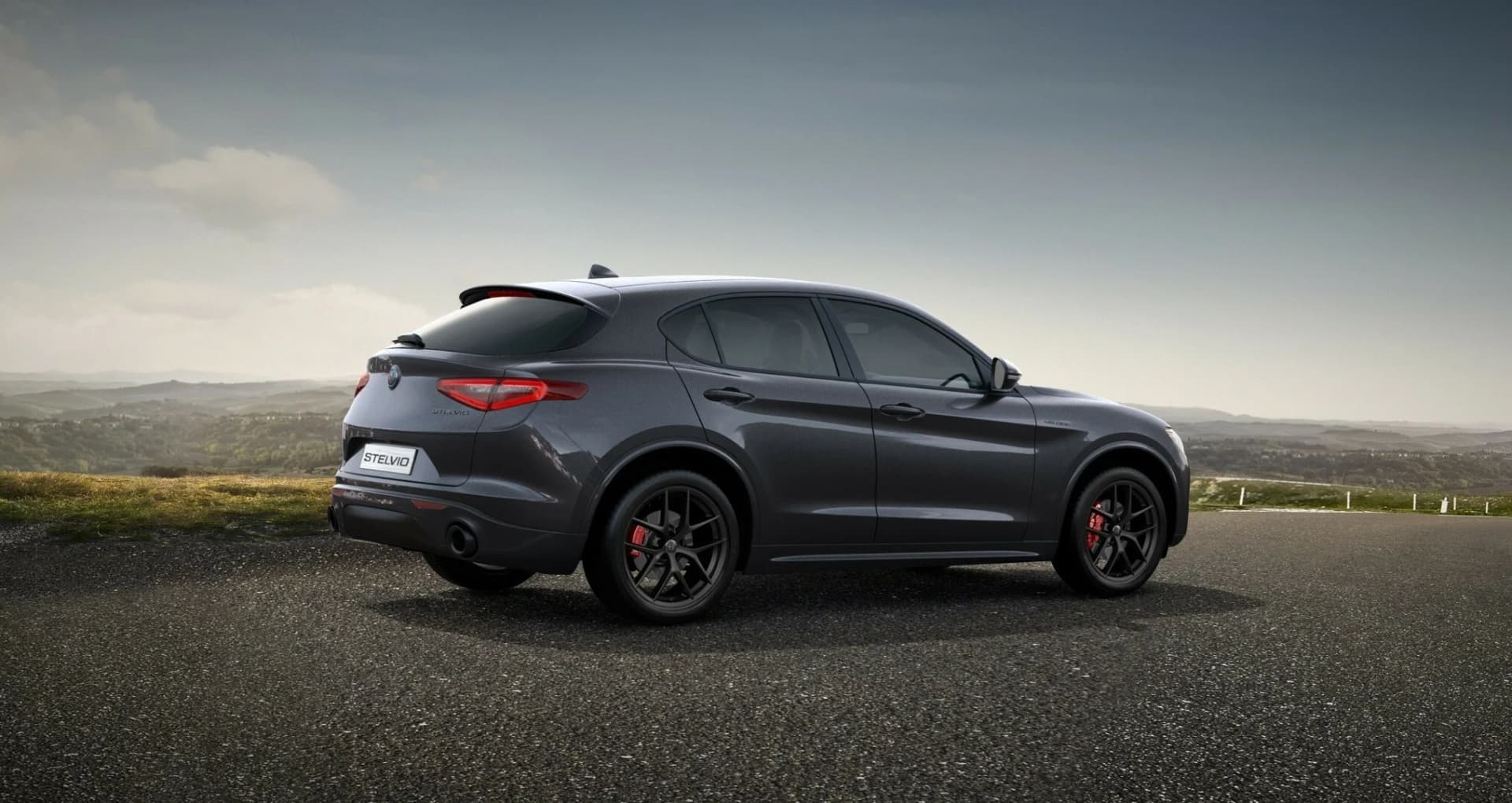 Alfa Romeo Stelvio — zdjęcie 2