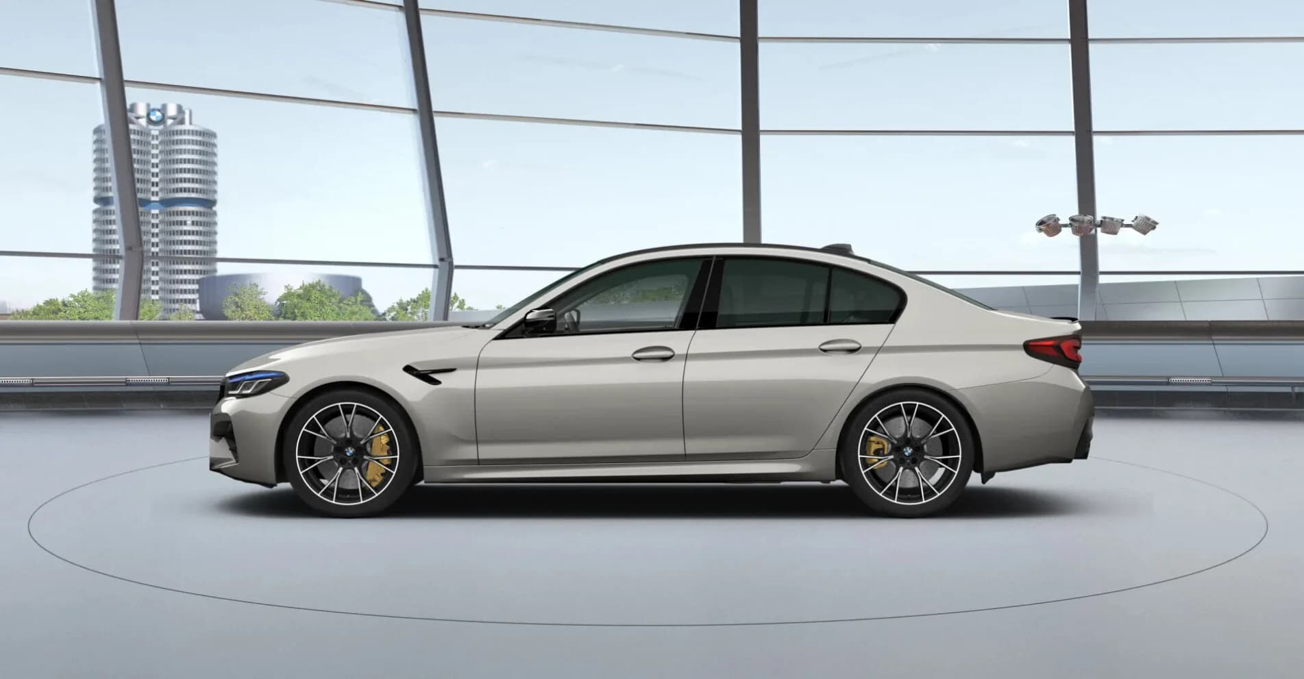 BMW M5 — zdjęcie 5