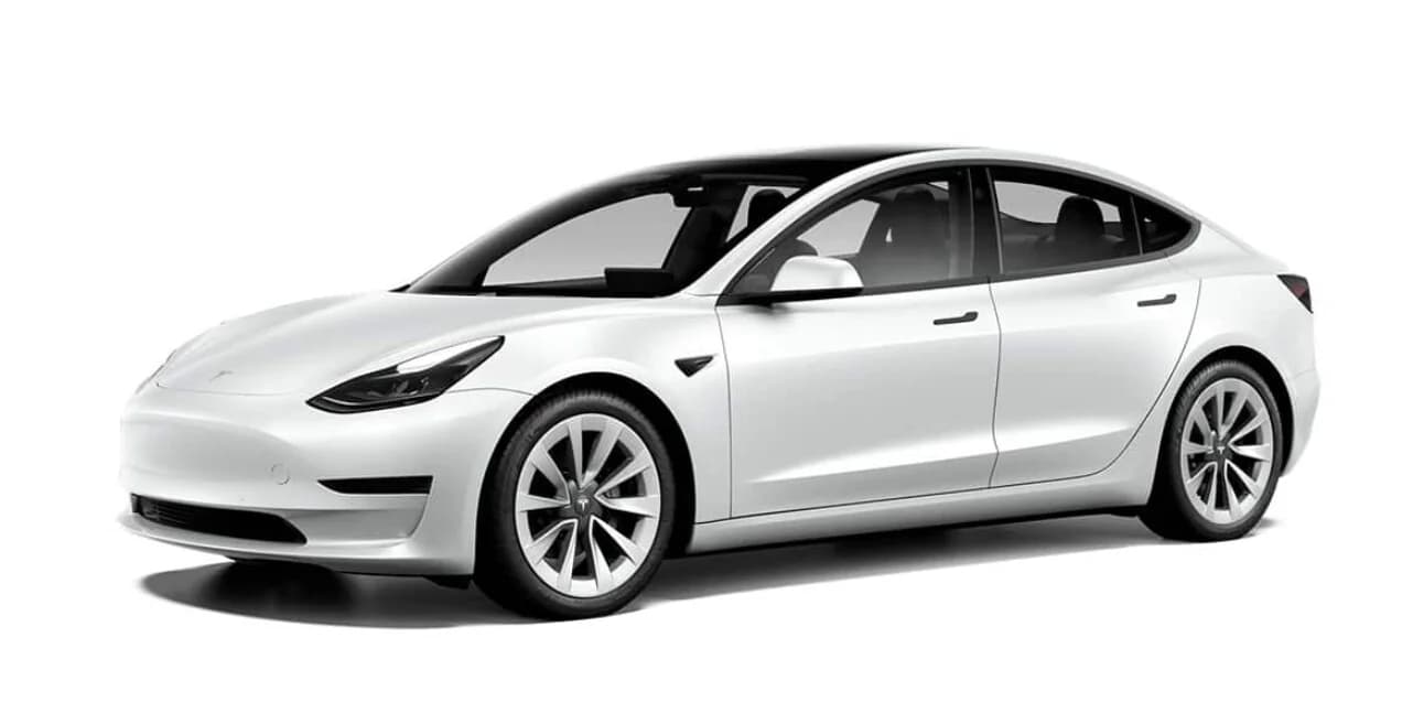 Tesla Model 3 — zdjęcie 1