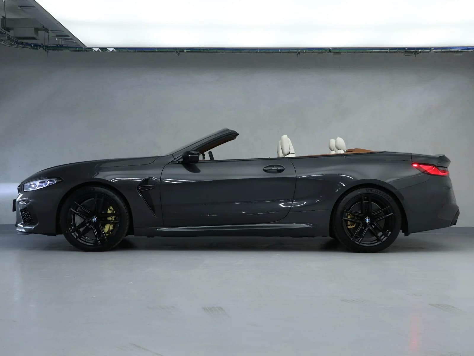BMW M8 — zdjęcie 1