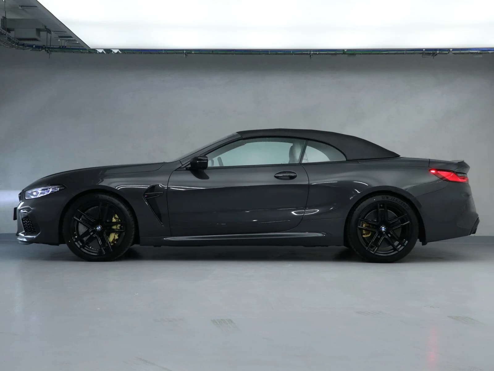 BMW M8 — zdjęcie 3