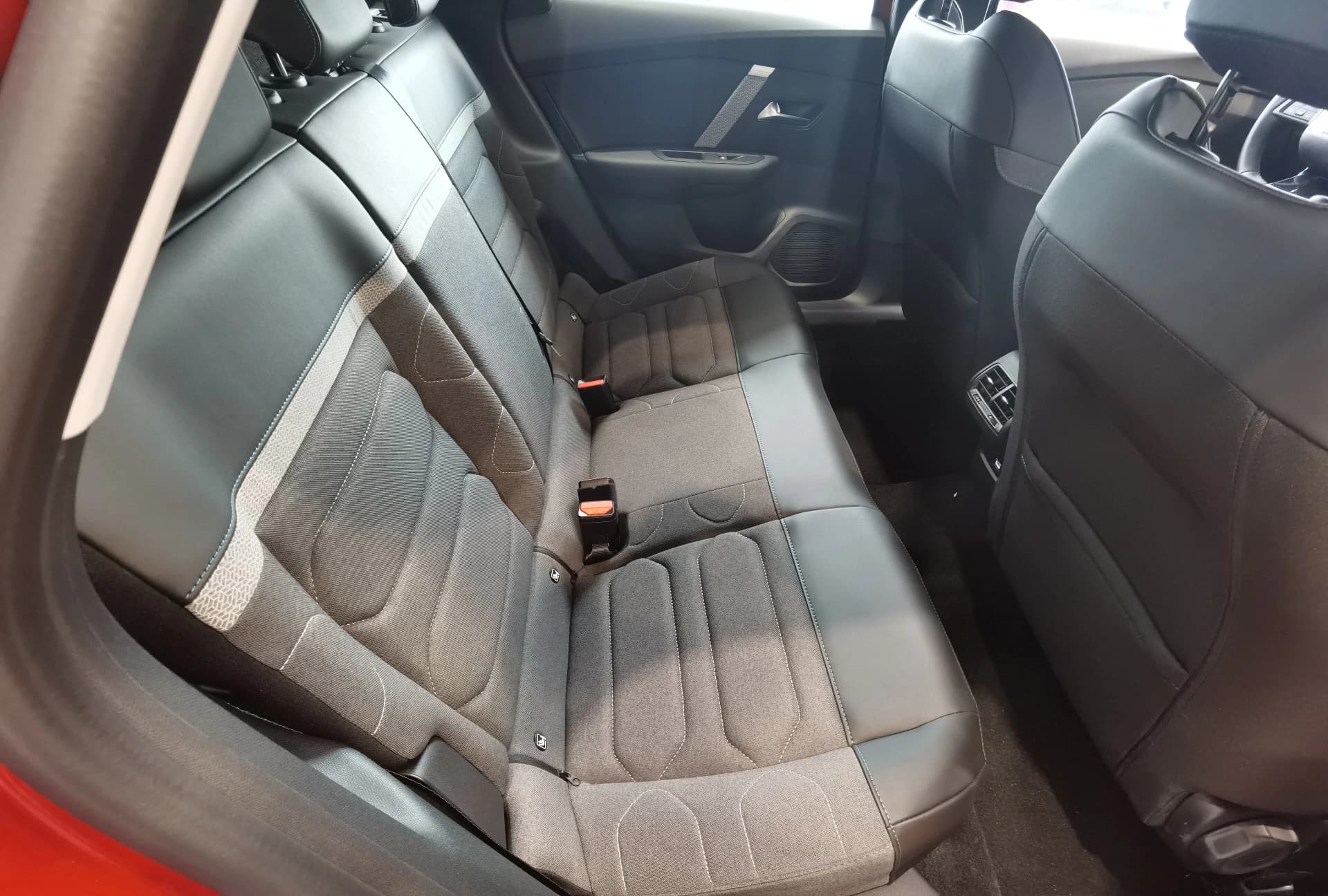 Citroen C4 — zdjęcie 4