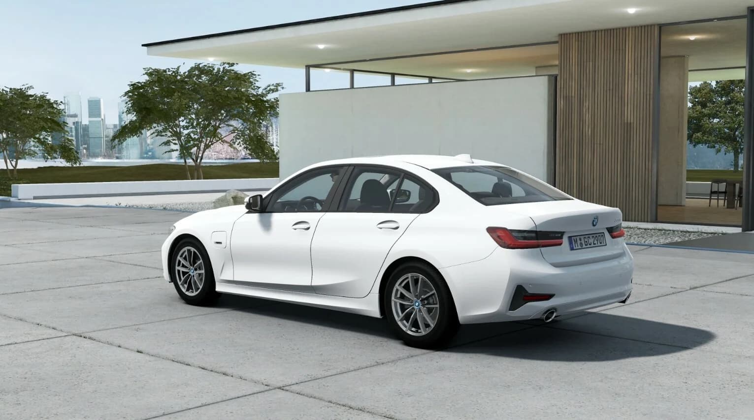 BMW 330e (DELETED) — zdjęcie 2