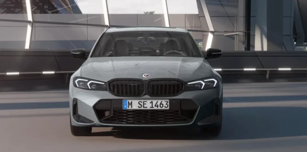BMW Seria 3 Sedan 330i — zdjęcie 2
