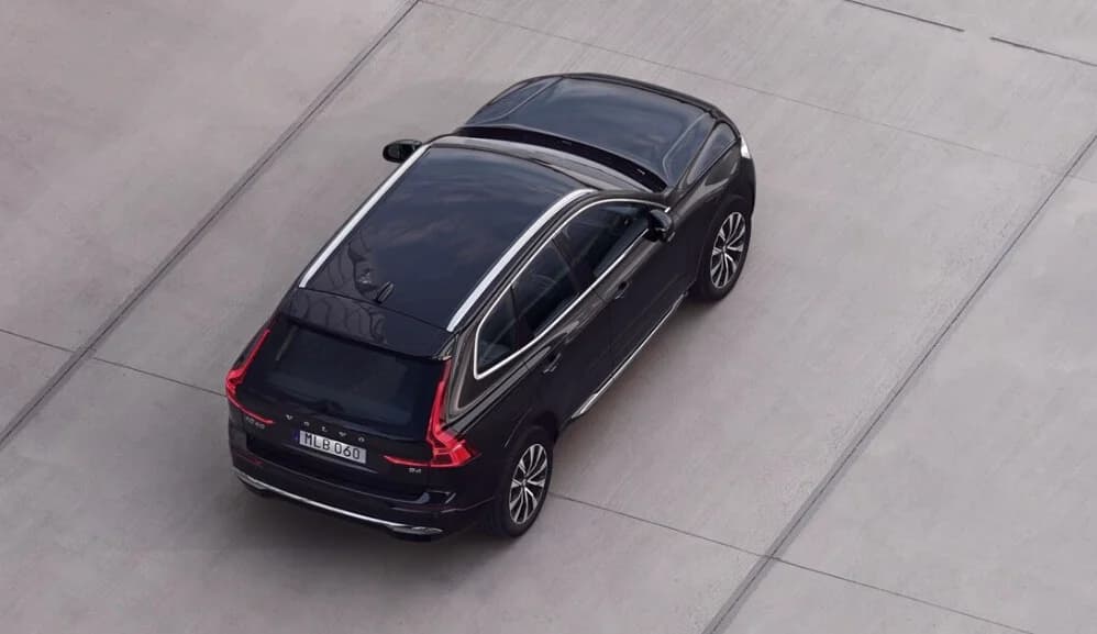 Volvo XC60 B4 Plus — zdjęcie 3