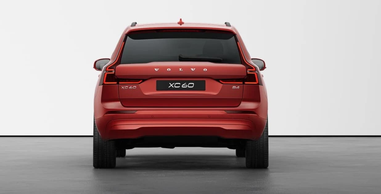 Volvo XC60 B4 Core — zdjęcie 3