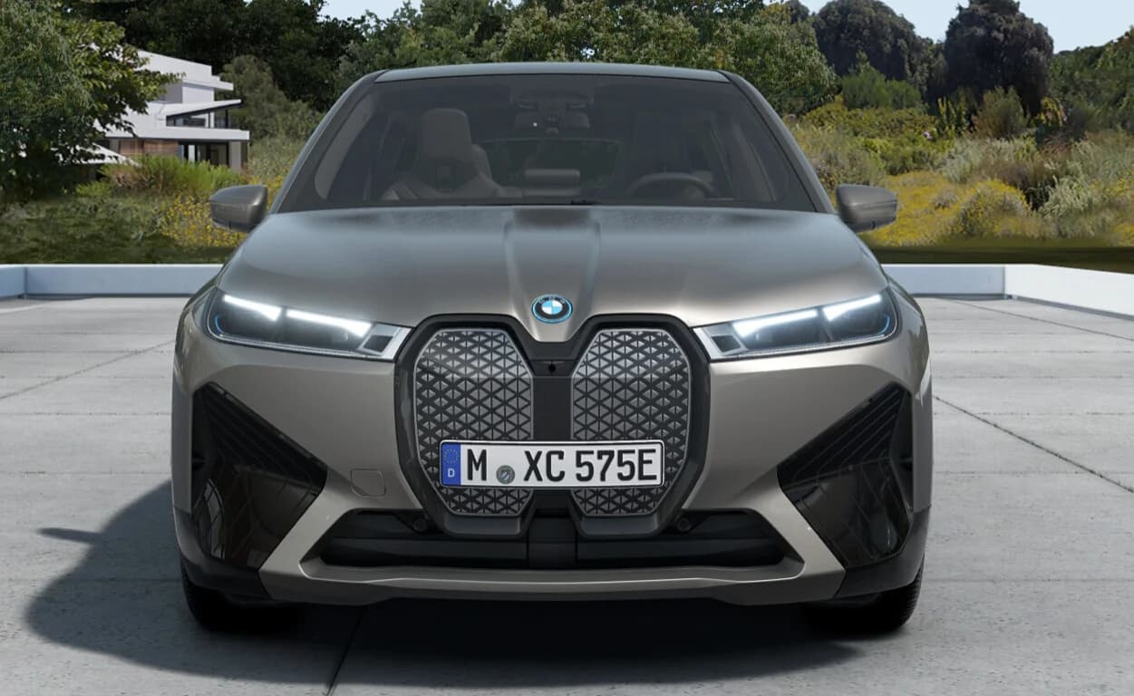 BMW iX 40 (DELETED) — zdjęcie 3