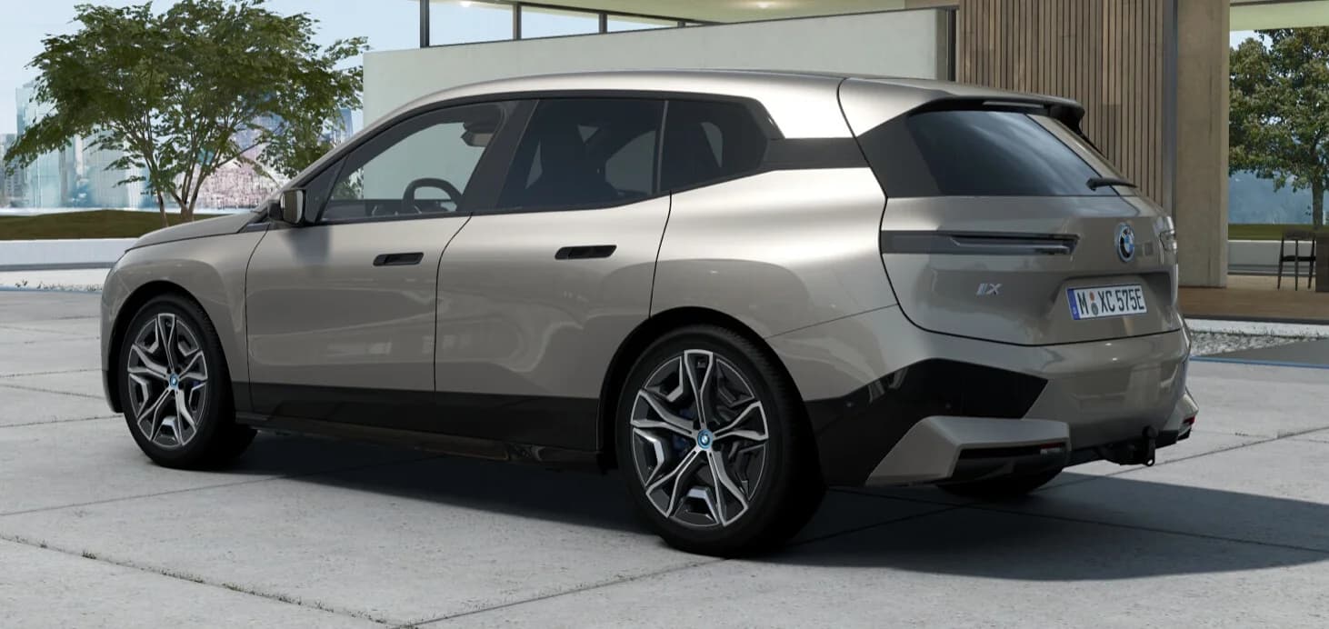 BMW iX 40 (DELETED) — zdjęcie 2