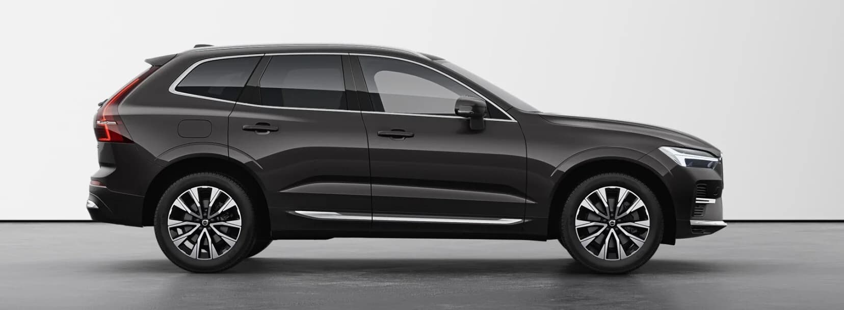 Volvo XC60 B4 Plus — zdjęcie 2
