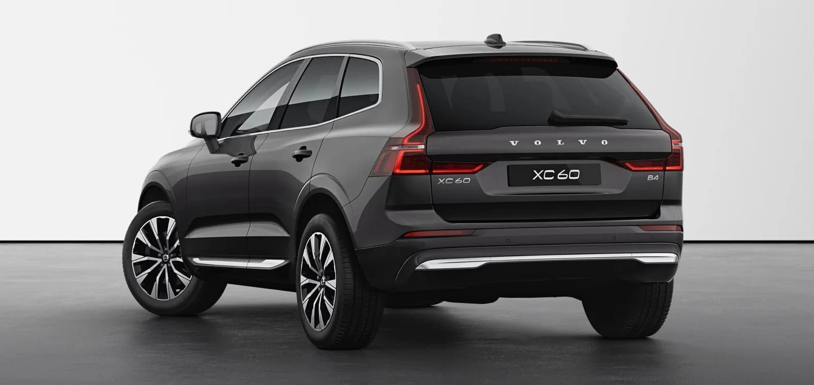 Volvo XC60 B4 Plus — zdjęcie 3
