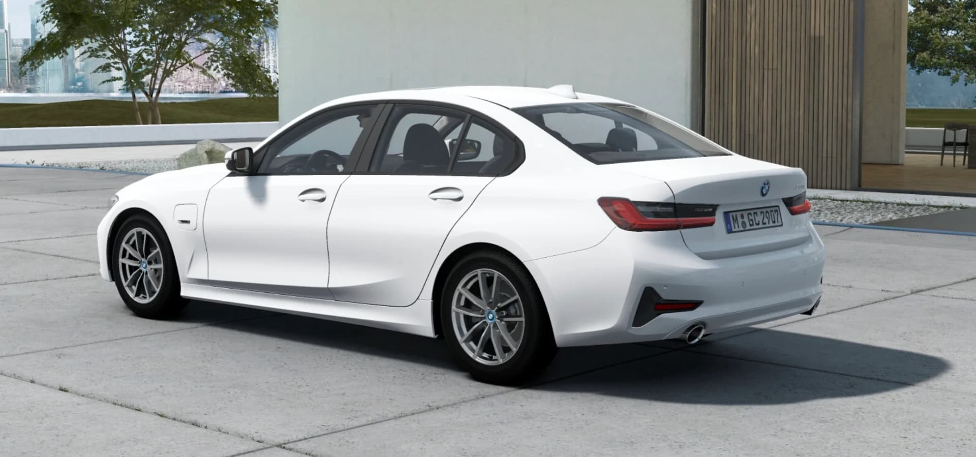 BMW 330e (DELETED) — zdjęcie 3