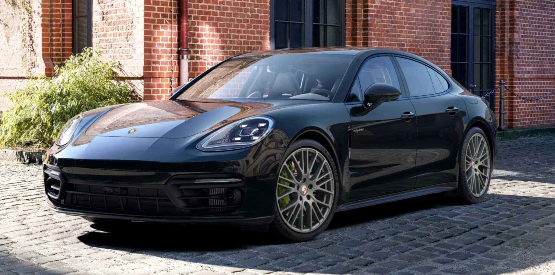 Porsche Panamera 4 E-Hybrid Platinum Edition — zdjęcie 1
