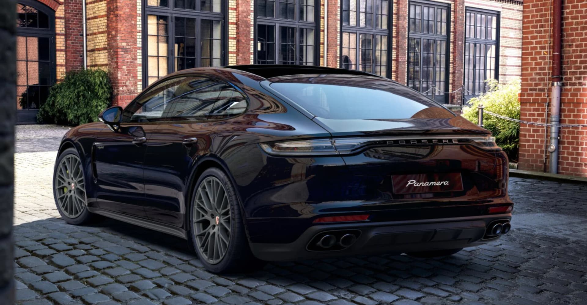 Porsche Panamera 4 E-Hybrid Platinum Edition — zdjęcie 3