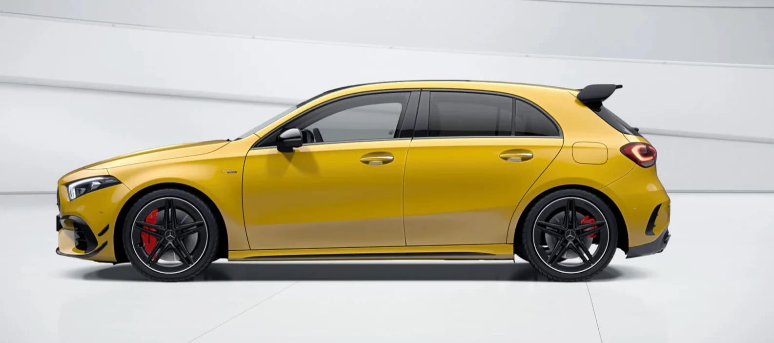Mercedes-Benz AMG A45 S (DELETED) — zdjęcie 2