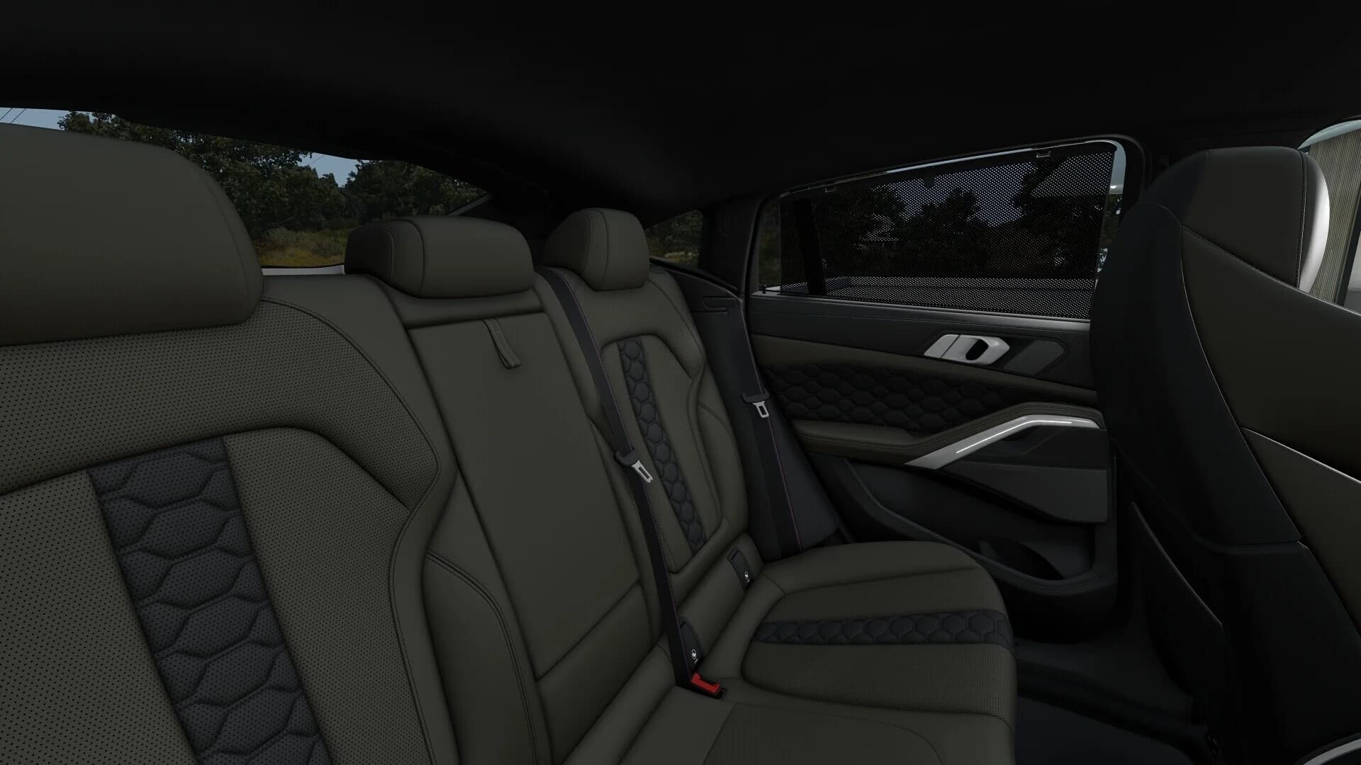 BMW X6 M — zdjęcie 8