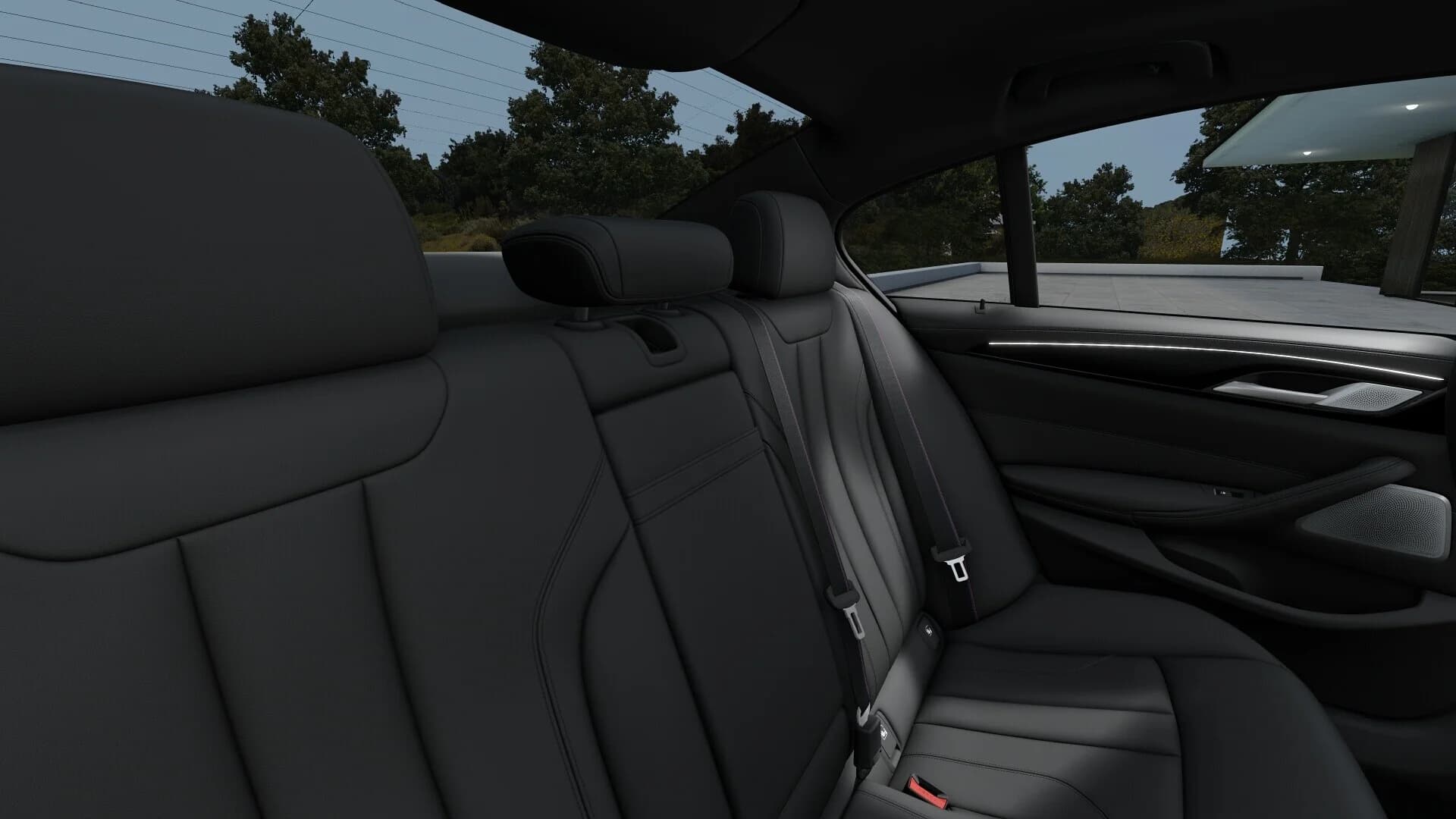 BMW M5 — zdjęcie 8