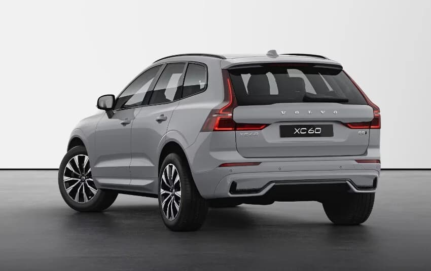 Volvo XC60 B5 — zdjęcie 8