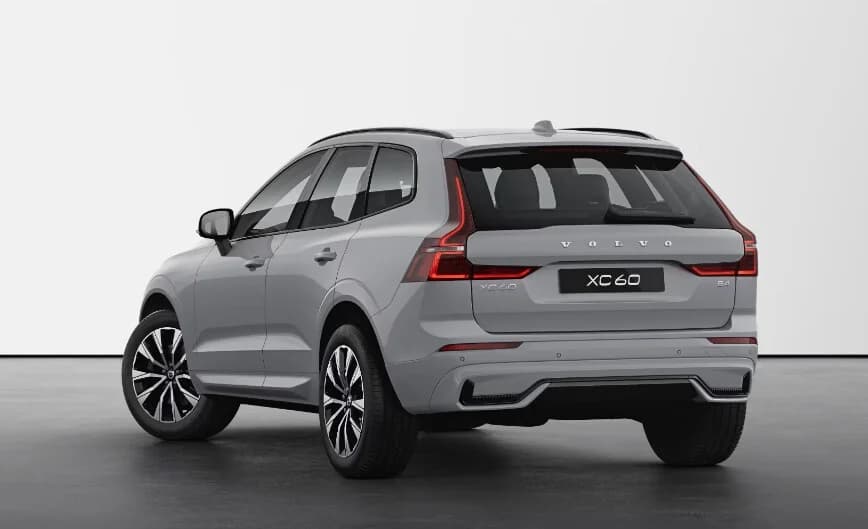 Volvo XC60 B4 — zdjęcie 8