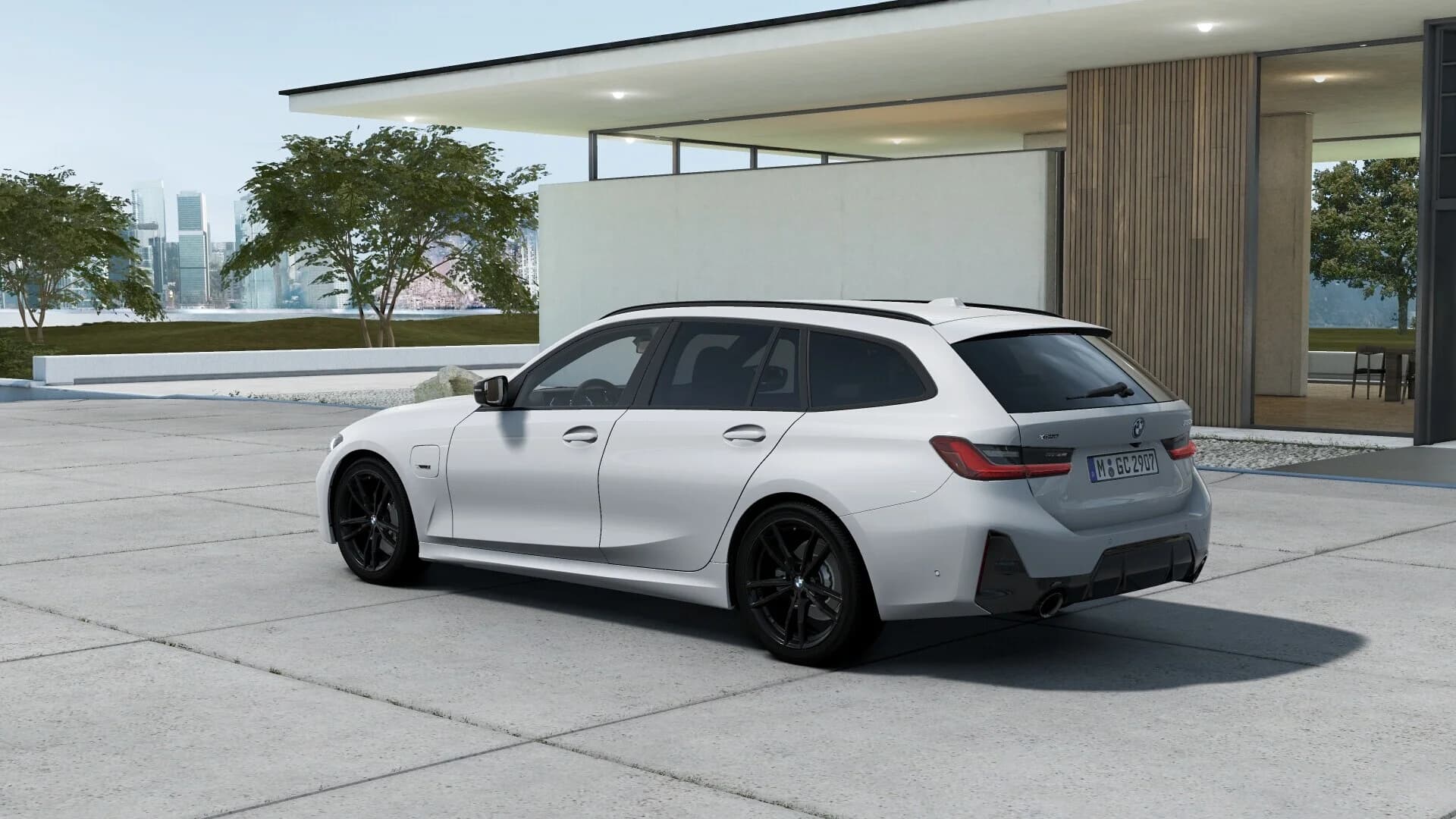 BMW 330e (DELETED) — zdjęcie 2