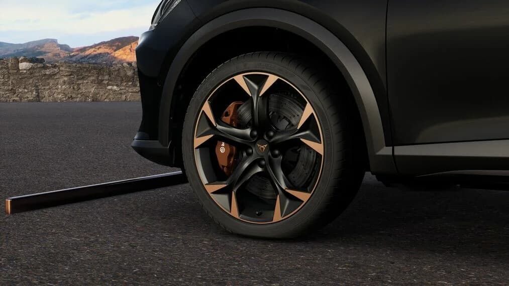 Cupra Formentor 2.0 VZ (DELETED) — zdjęcie 2
