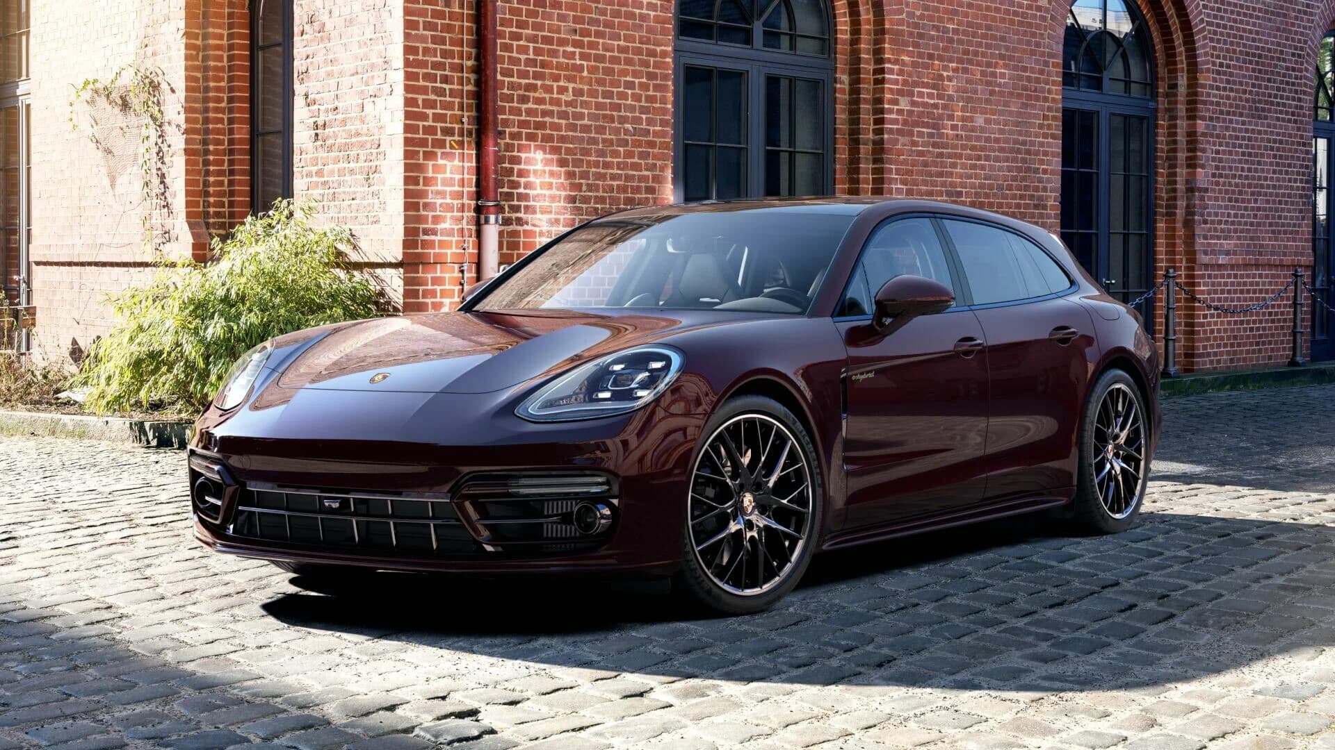 Porsche Panamera 4 E-Hybrid Platinum Edition — zdjęcie 1