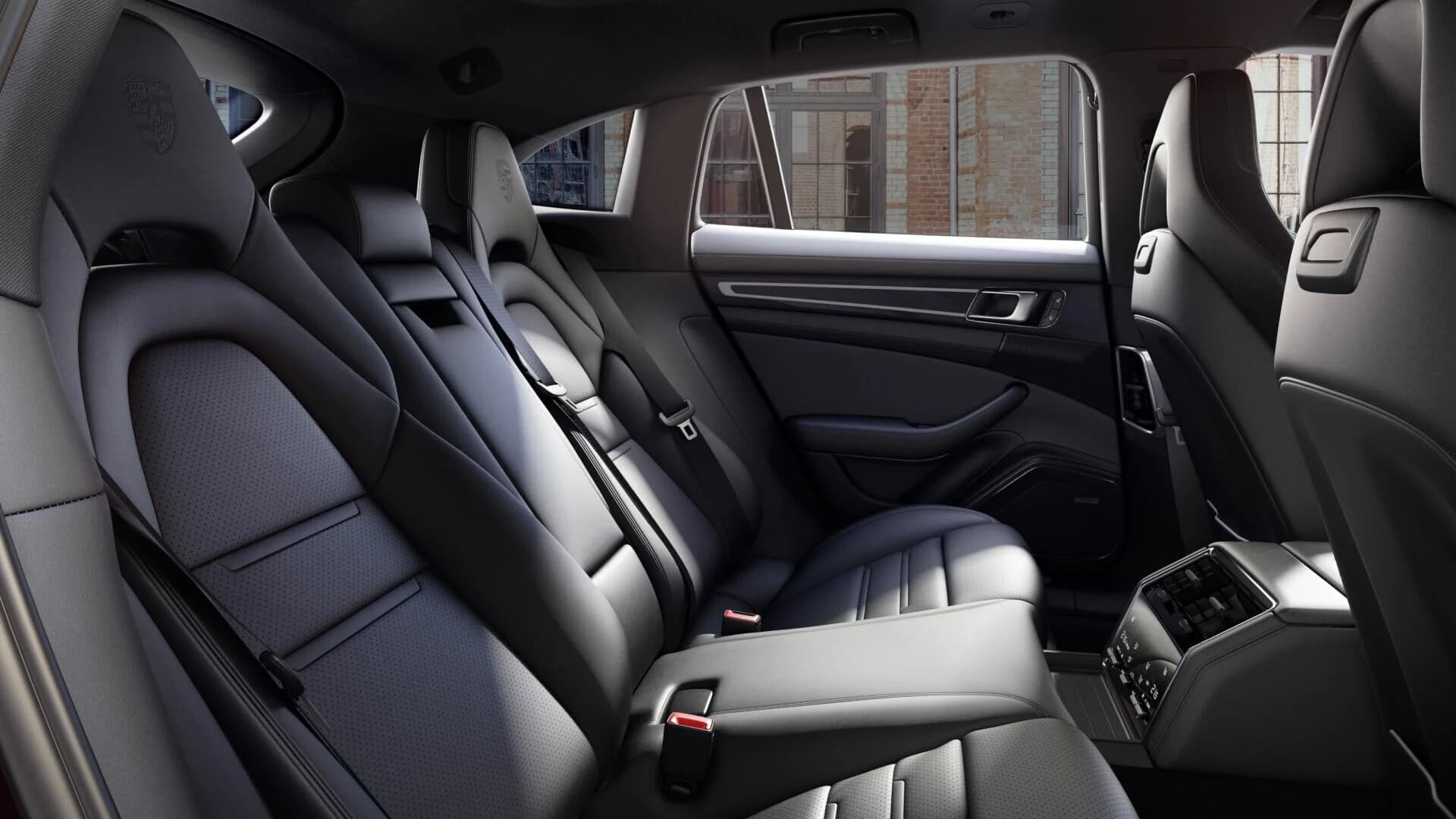Porsche Panamera 4 E-Hybrid Platinum Edition — zdjęcie 6