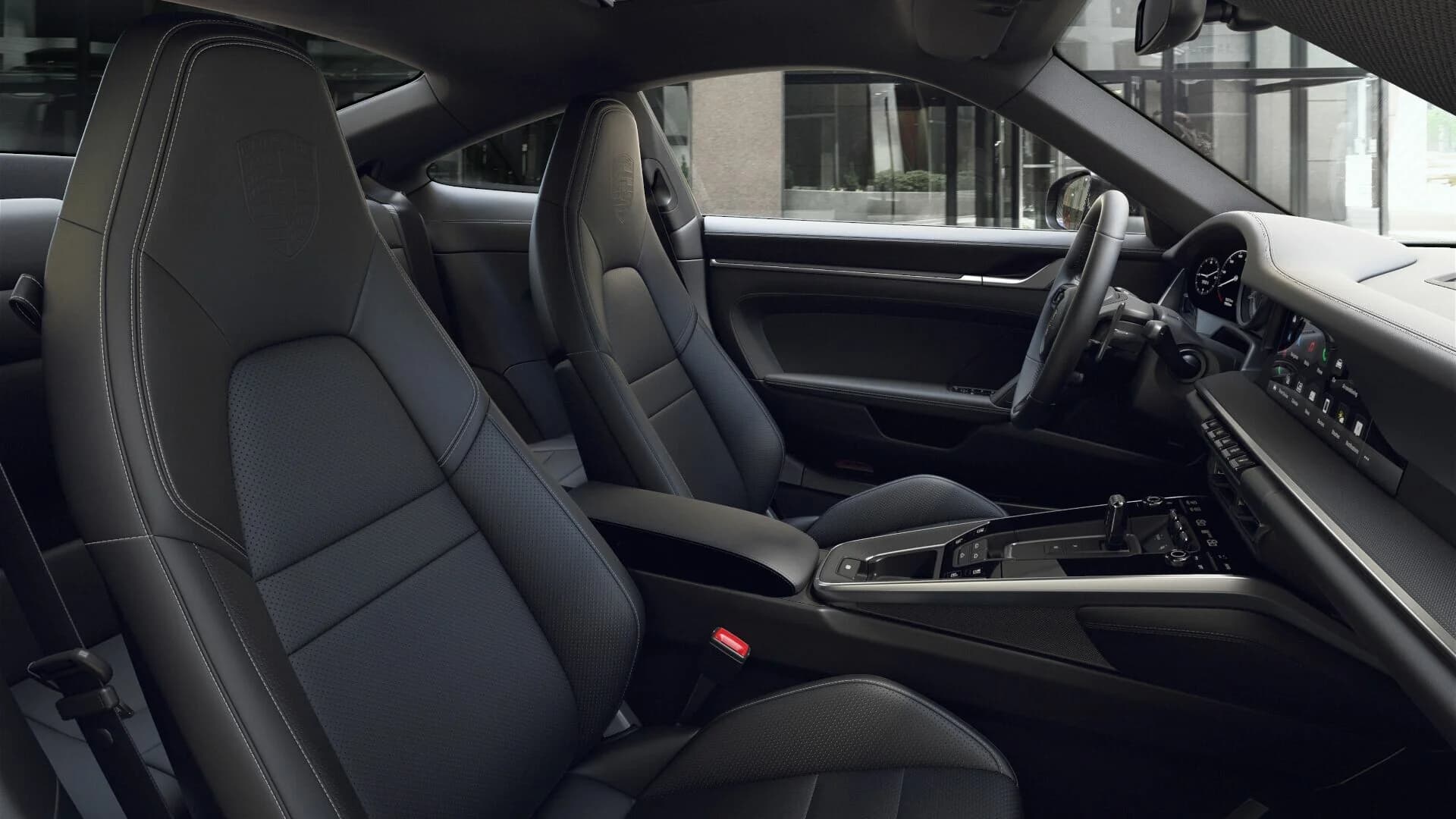 Porsche 911 Carrera 4 — zdjęcie 6