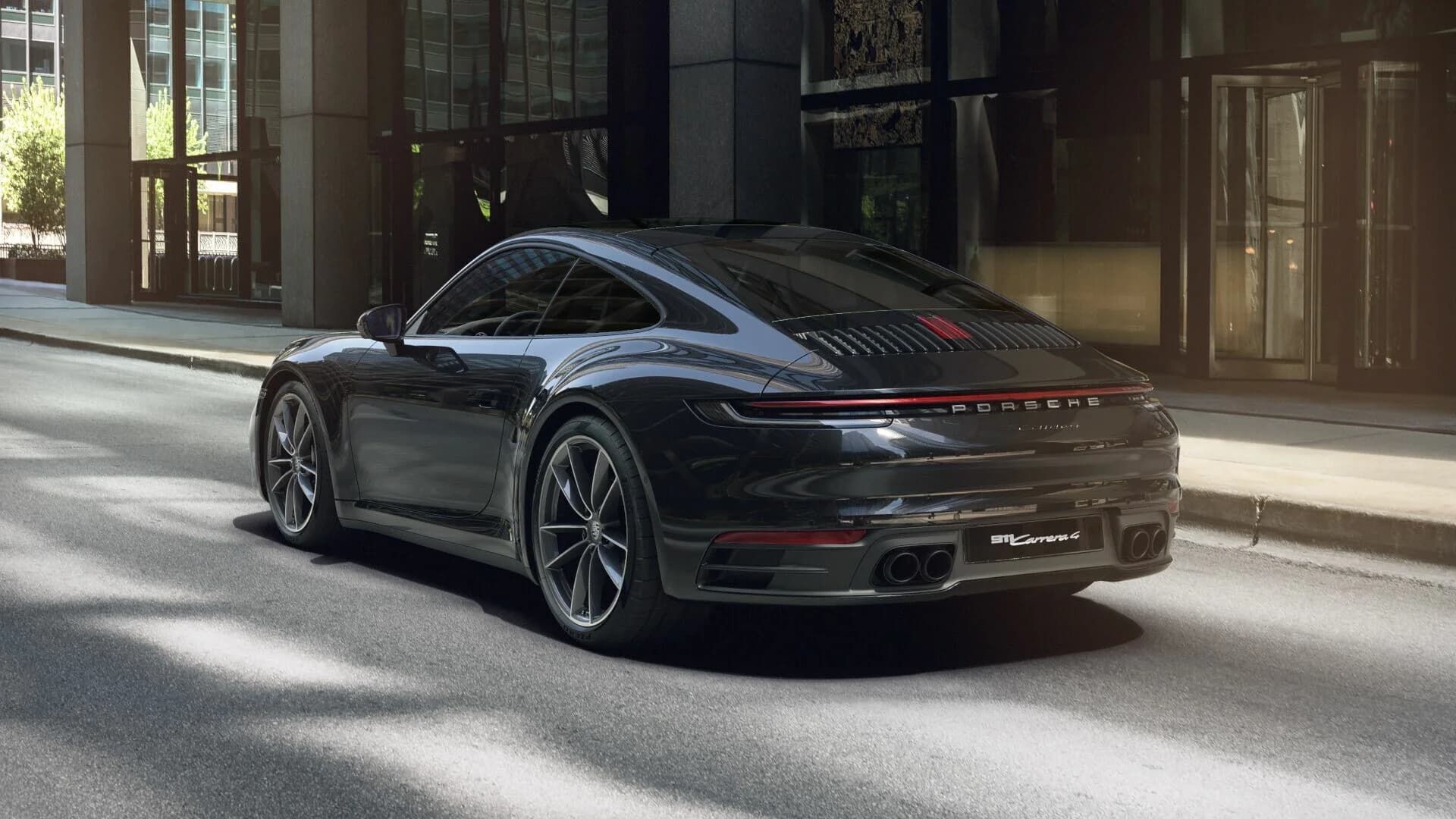 Porsche 911 Carrera 4 — zdjęcie 2