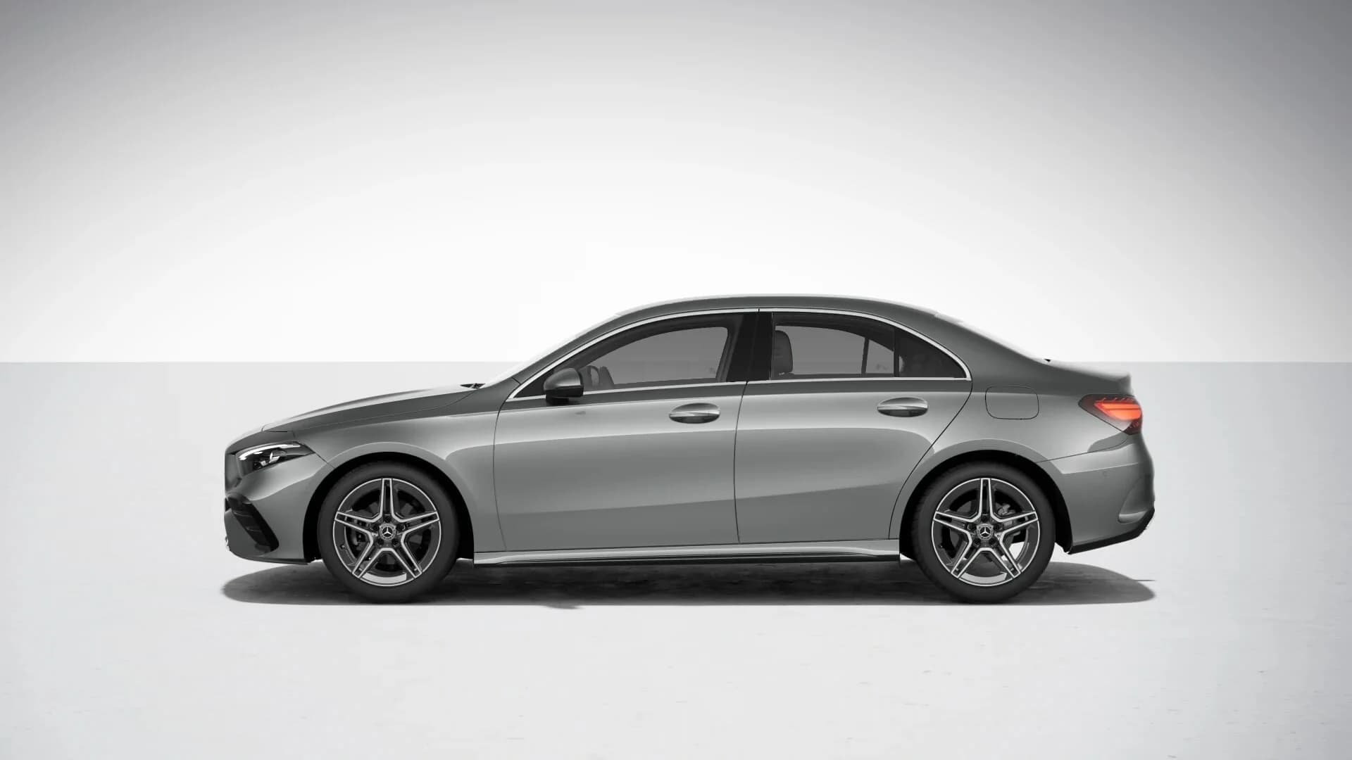 Mercedes-Benz A200 (DELETED) — zdjęcie 2