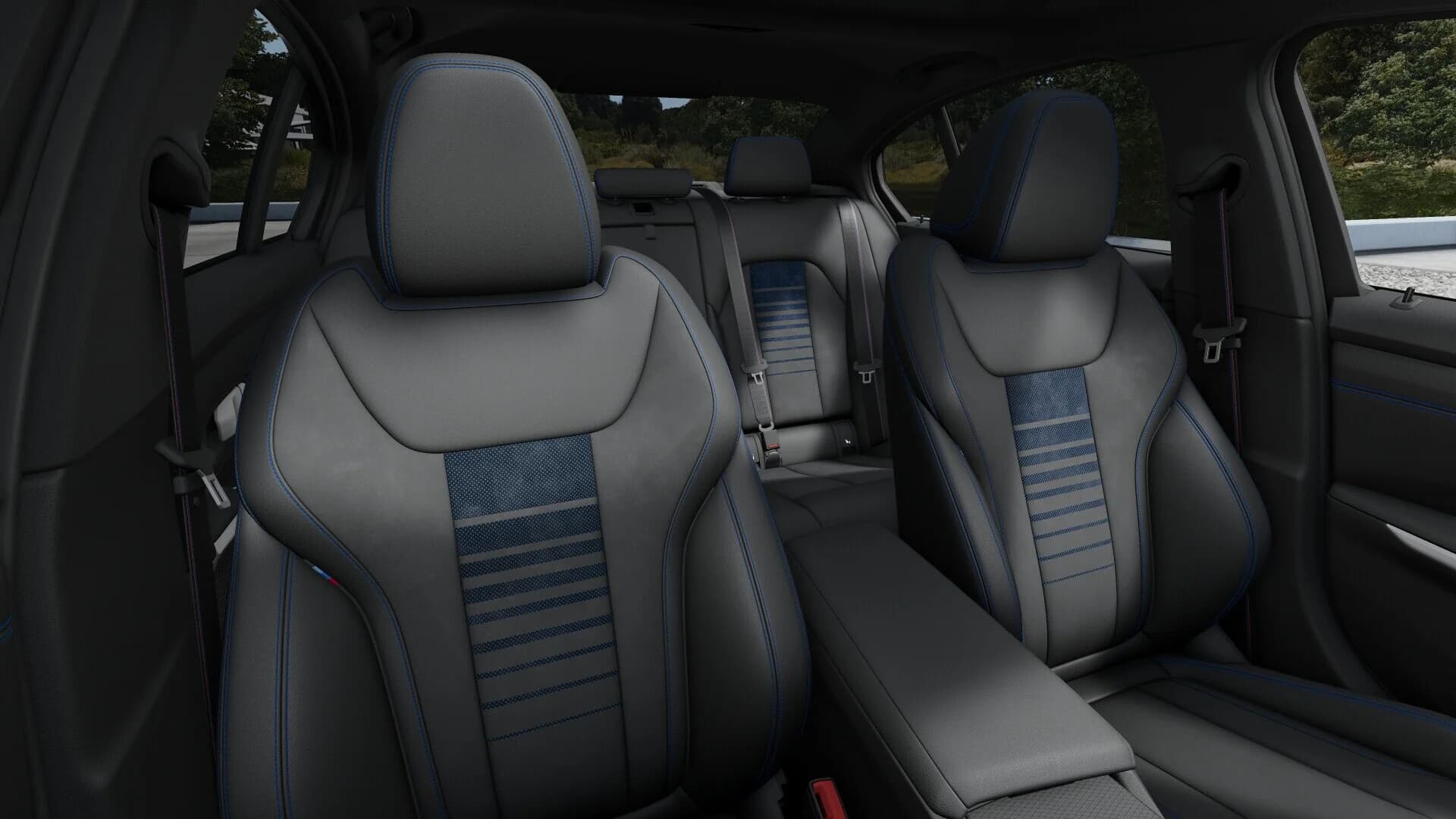 BMW Seria 3 Sedan 330i — zdjęcie 8