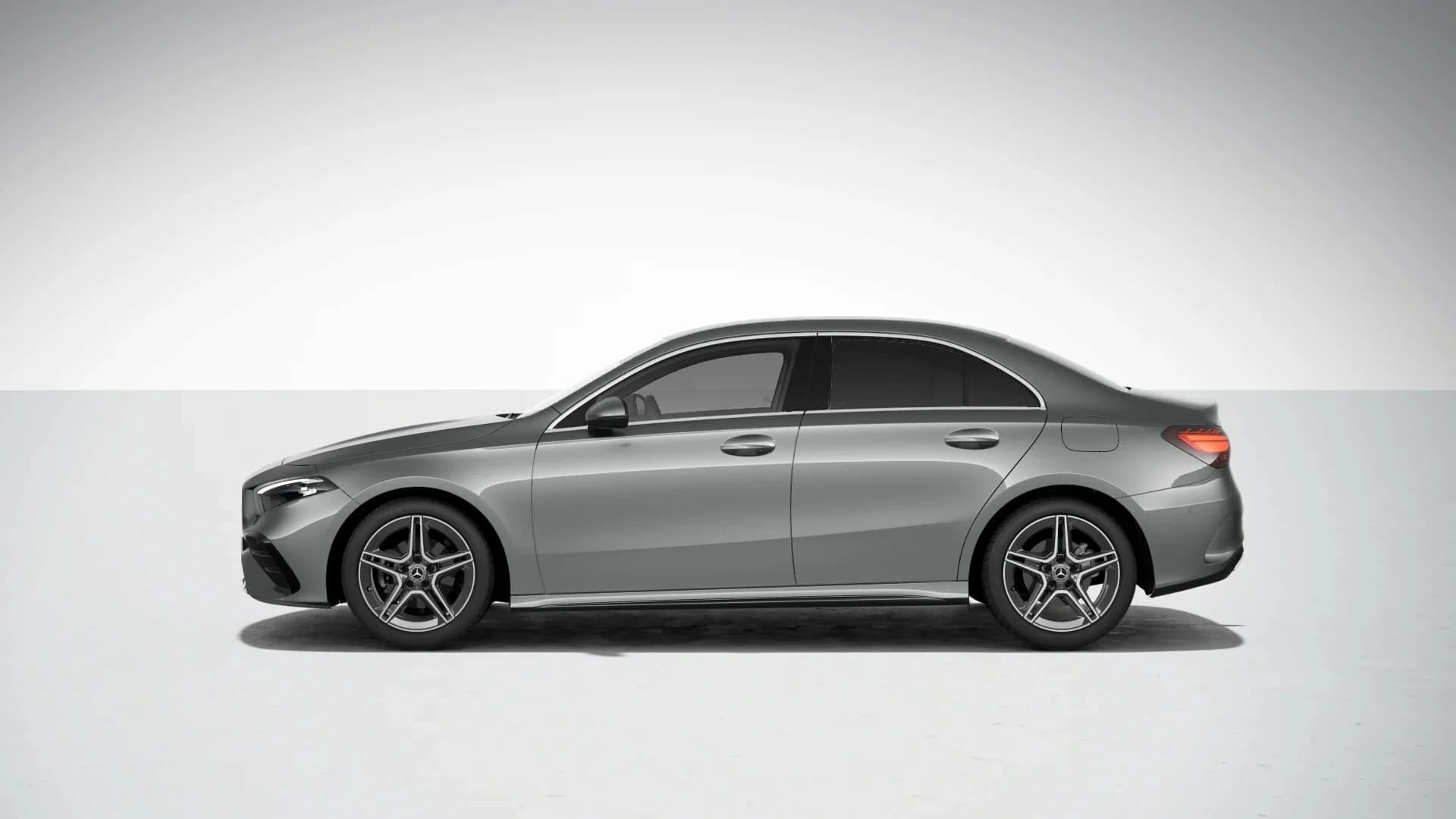 Mercedes-Benz A200 (DELETED) — zdjęcie 2