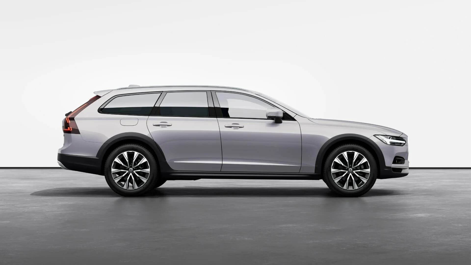 Volvo V90 Cross Country — zdjęcie 2