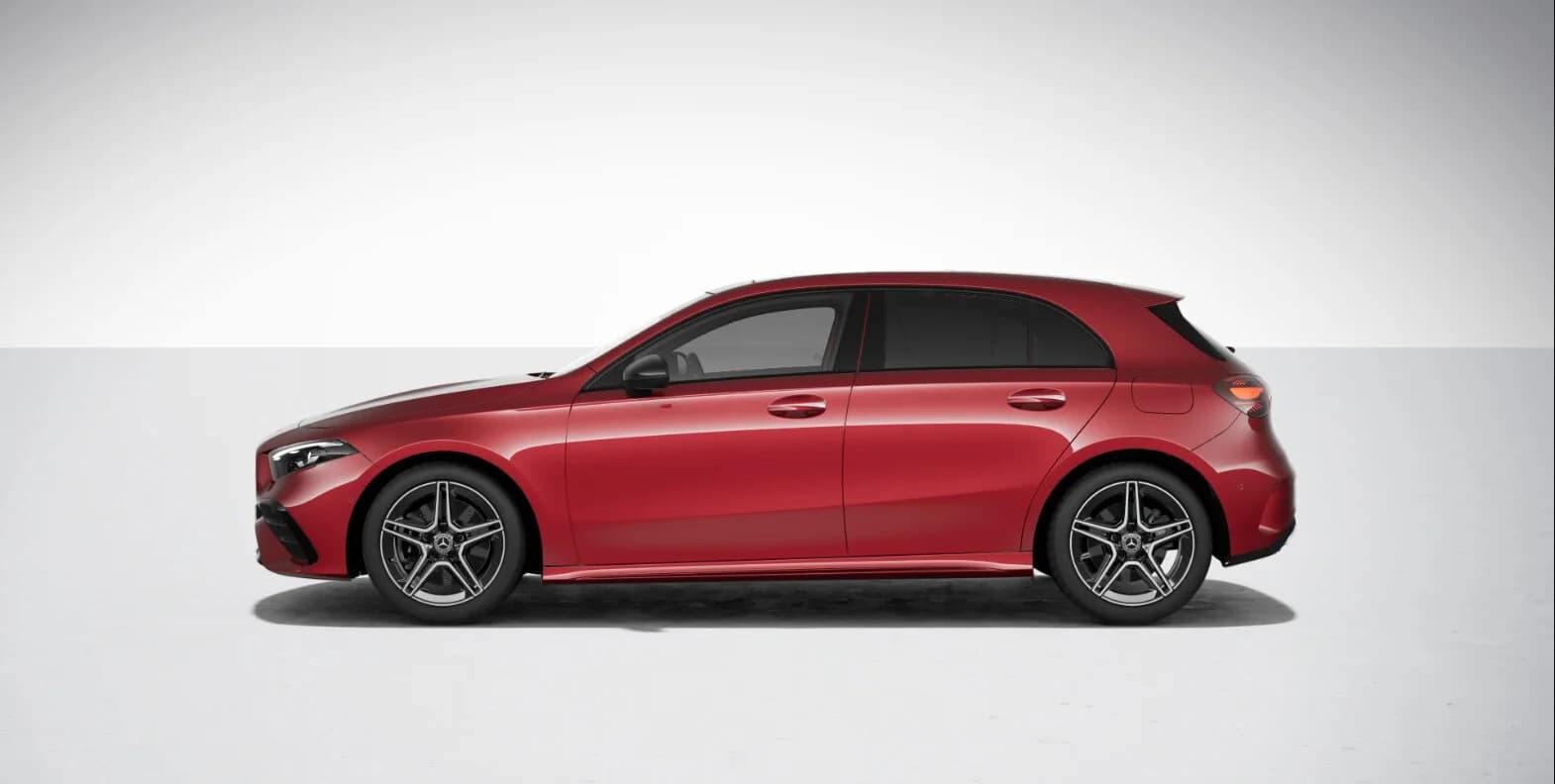 Mercedes-Benz A250e (DELETED) — zdjęcie 5