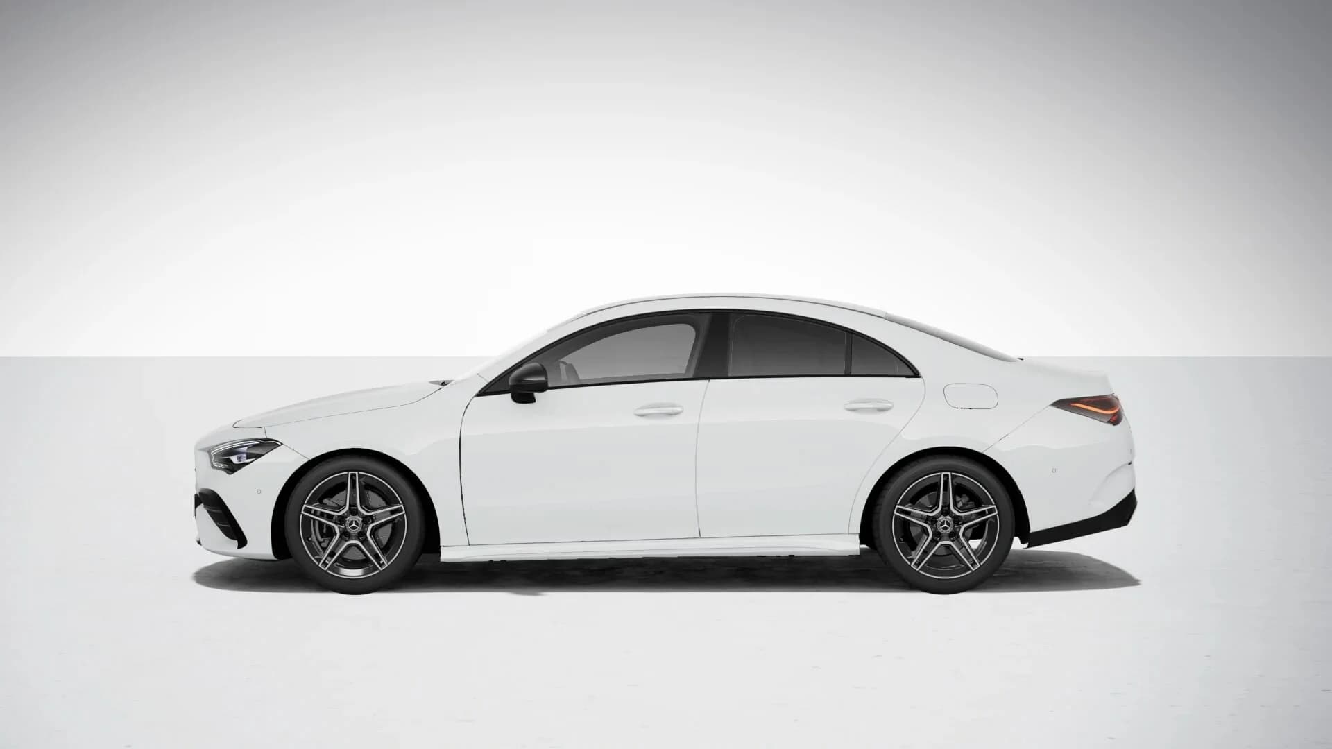Mercedes-Benz CLA 200 (DELETED) — zdjęcie 2