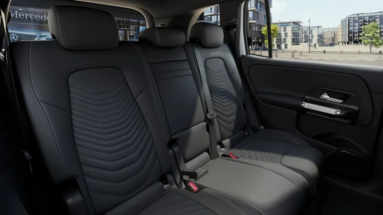 Mercedes-Benz EQB 300 4Matic 7os (DELETED) — zdjęcie 4