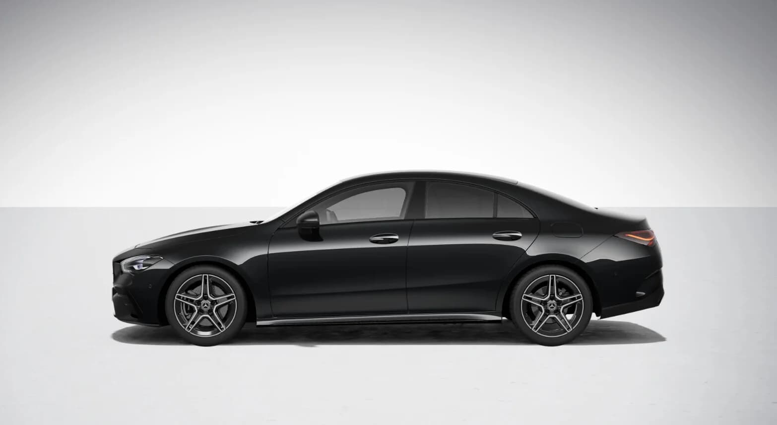 Mercedes-Benz CLA 220 (DELETED) — zdjęcie 2