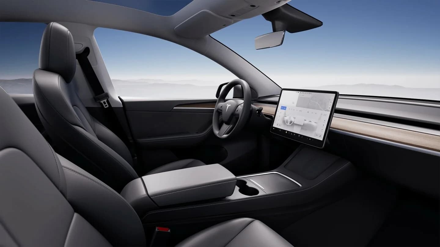 Tesla Model Y Long Range AWD — zdjęcie 5
