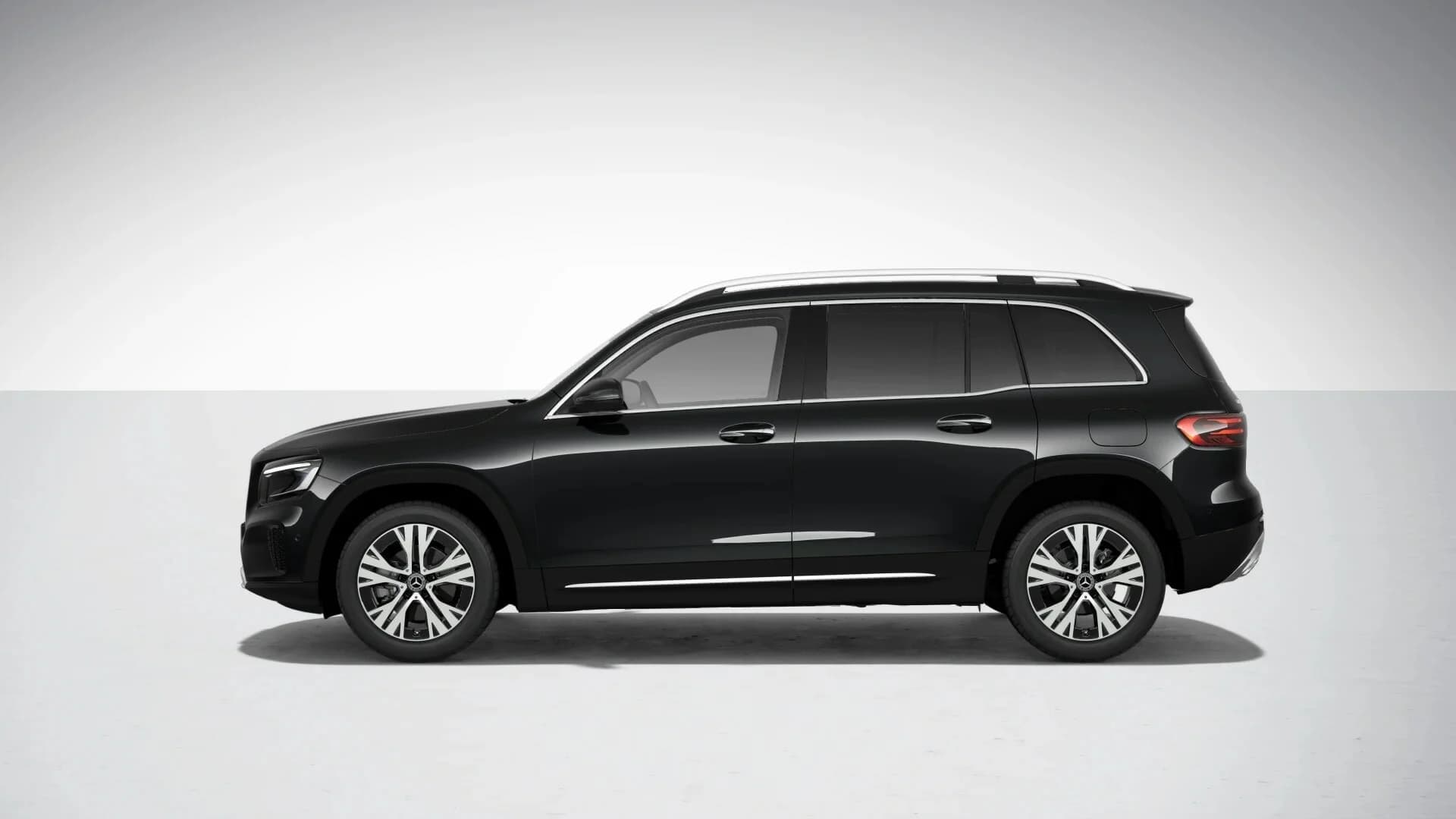 Mercedes-Benz GLB — zdjęcie 2