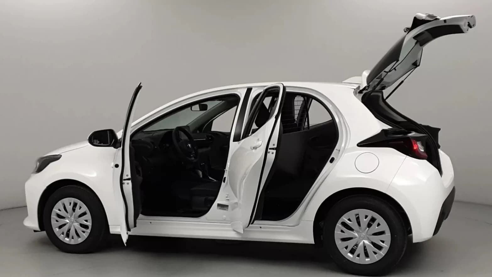 Toyota Yaris Van (DELETED) — zdjęcie 3