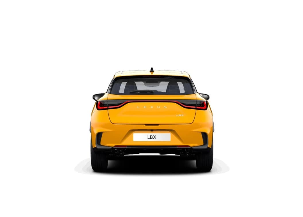 Lexus LBX — zdjęcie 2