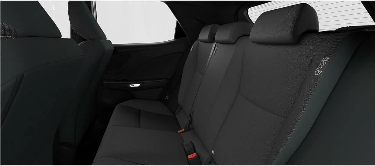 Lexus LBX — zdjęcie 9