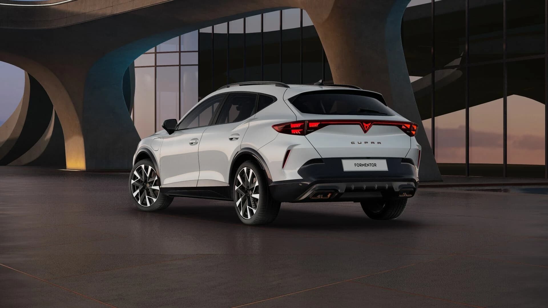 Cupra Formentor VZ e-Hybrid (DELETED) — zdjęcie 3